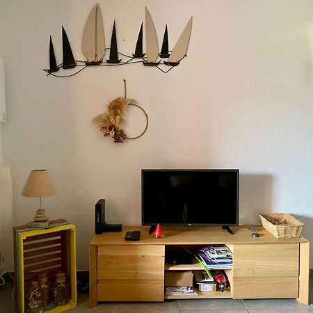 Superbe Appartement T2 En Residence Avec Piscine Saint-Cyprien Kültér fotó